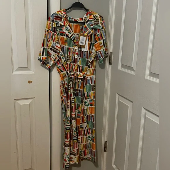 Adorable Joanie bookshelf print dress. NWT. US Women’s 14. Make an offer! - Picture 3 of 14